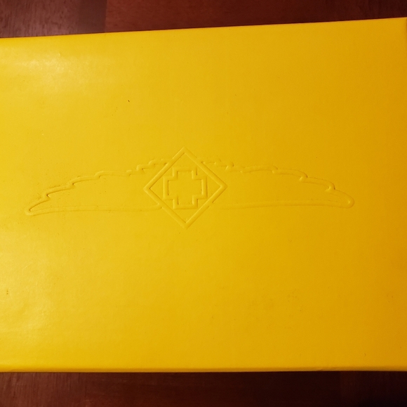 Invicta case with outer box - Picture 3 of 6